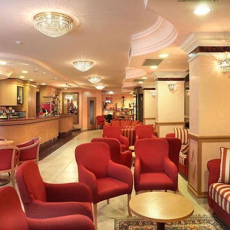 Hotel Mondial Беллария-Иджеа-Марина Экстерьер фото