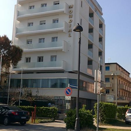 Hotel Mondial Беллария-Иджеа-Марина Экстерьер фото